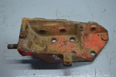 Кронштейн кабины, передний правый VOLVO F12 (01.77-12.94)