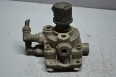 Кран ускорительный тормозной RENAULT TRUCKS Premium (01.96-)