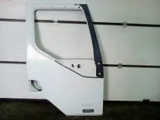 Дверь, правая RENAULT TRUCKS Premium (01.96-)