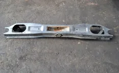 Усилитель переднего бампера MERCEDES-BENZ Axor 2 (01.04-)