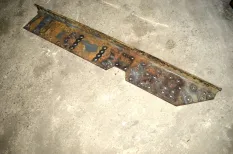 Уголок сцепного устройства (седла), левый DAF XF95 (01.02-12.06)