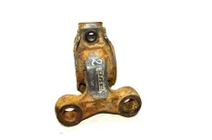 Кронштейн стабилизатора, переднего моста, нижний правый DAF XF95 (01.02-12.06)