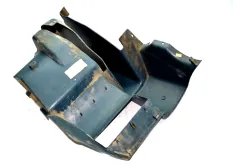 Кожух рулевой колонки, нижняя часть RENAULT TRUCKS Premium (01.96-)