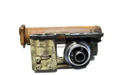 Корпус масляного фильтра мотора INTERNATIONAL 9800 (-)