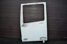 Дверь, левая DAF XF106 (01.14-)