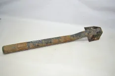 Кронштейн крыла вспомогательного моста, задний правый MAN 3-series (01.93-12.00)
