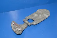 Петля решетки радиатора, левая RENAULT TRUCKS Premium (01.96-)