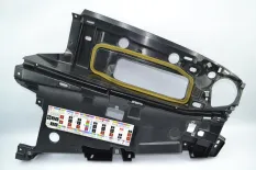 Пластиковая крышка торпеды VOLVO FH (01.12-)