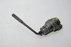 Кран ручного тормоза VOLVO F10 (01.77-12.94)