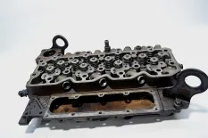 Головка блока цилиндров DAF LF45 (01.01-)