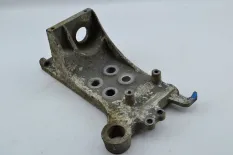 Кронштейн переднего бампера, правый DAF XF105 (01.05-)