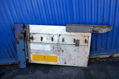 Задний борт, левый BENALU 0 (01.60-)