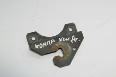 Кронштейн компрессора кондиционера DAF XF105 (01.05-)