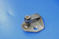 Ответная часть замка двери, левая RENAULT TRUCKS Premium 2 (01.05-)