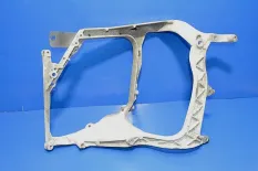 Кронштейн крепления фары, левой DAF XF106 (01.14-)