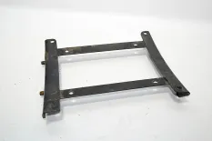 Кронштейн крыла переднего моста, левый DAF XF106 (01.14-)