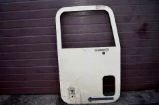 Дверь, правая INTERNATIONAL 9800 (-)
