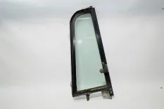 Стекло двери, малое, правое INTERNATIONAL 9800 (-)