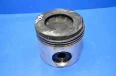 Поршень RENAULT TRUCKS Premium (01.96-)