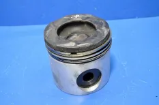 Поршень RENAULT TRUCKS Premium (01.96-)