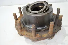 Ступица ведущего моста барабанные тормоза, левая MERCEDES-BENZ SK (01.87-12.96)