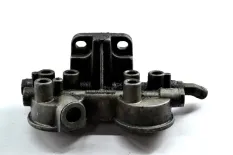 Корпус / крепление топливного фильтра RENAULT TRUCKS Magnum AE (01.90-12.97)