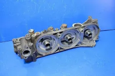Кронштейн масляного фильтра RENAULT TRUCKS Magnum Dxi (01.05-12.13)