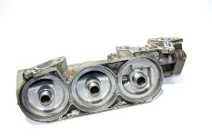 Кронштейн масляного фильтра RENAULT TRUCKS Magnum Dxi (01.05-12.13)