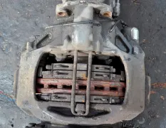 Суппорт ведущего моста, правый MERCEDES-BENZ Actros MP4 (01.12-)