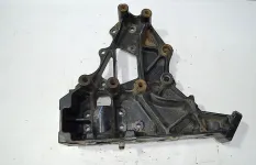 Кронштейн буксирующего крюка, правый RENAULT TRUCKS T (01.13-)