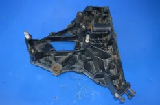 Кронштейн буксирующего крюка, левый RENAULT TRUCKS T (01.13-)