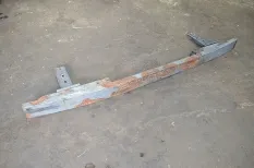 Усилитель переднего бампера IVECO Stralis (01.02-)