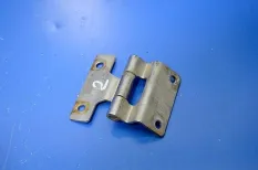Петля люка бокового ящика кабины MERCEDES-BENZ Axor 2 (01.04-)