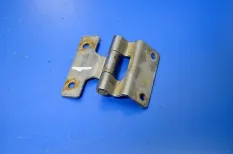 Петля люка бокового ящика кабины MERCEDES-BENZ Axor 2 (01.04-)