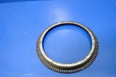 Кронштейн датчика ABS, ведущий мост MERCEDES-BENZ Axor 2 (01.04-)
