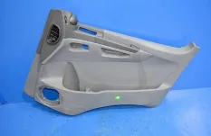Обшивка двери, правая MERCEDES-BENZ Axor 2 (01.04-)