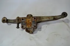 Кронштейн пневмобаллона ведущего моста, левый MAN TGA (01.99-12.08)