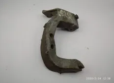 Кронштейн переднего бампера, правый MERCEDES-BENZ Actros MP1 (01.96-12.02)