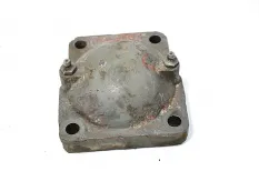 Крышка шкворня поворотного кулака, переднего моста VOLVO FH12 1-seeria (01.93-12.02)