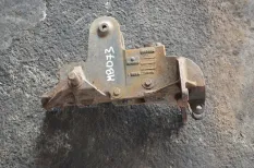 Кронштейн кабины, передний правый MERCEDES-BENZ Actros MP1 (01.96-12.02)