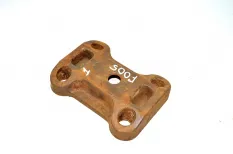 Клиновая проставка под рессору, ведущего моста, левая FREIGHTLINER FLC 120 (-)