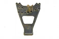 Кронштейн реактивной тяги, ведущего моста,левый MERCEDES-BENZ Actros MP2/MP3 (01.02-12.14)