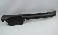 Пластиковая накладка под лобовым стеклом левая часть SCANIA R-Series (01.04-12.17)