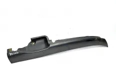 Пластиковая накладка под лобовым стеклом правая часть SCANIA P-Series (01.04-12.17)