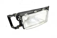 Фара, правая SCANIA P-Series (01.04-12.17)