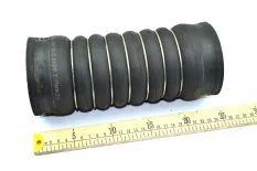 Патрубок интеркулера резиновый RENAULT TRUCKS Magnum Dxi (01.05-12.13)