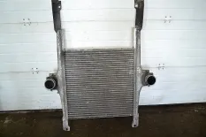 Интеркулер IVECO Stralis (01.02-)