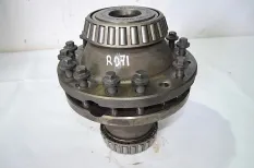 Редуктор / Другие части RENAULT TRUCKS Magnum E.TECH (01.00-)