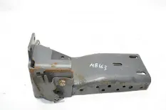 Кронштейн нижней подножки, левый MERCEDES-BENZ Actros MP2/MP3 (01.02-12.14)