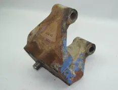 Кронштейн реактивной тяги, ведущего моста,левый IVECO EuroTrakker (01.93-12.04)